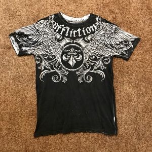 Affliction reversible short sleeved B&W T-shirt
